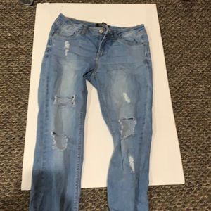 F21 booty push up jeans